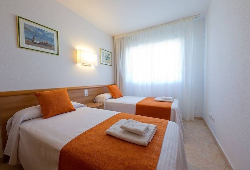 شقة عائلية, Pineda Park