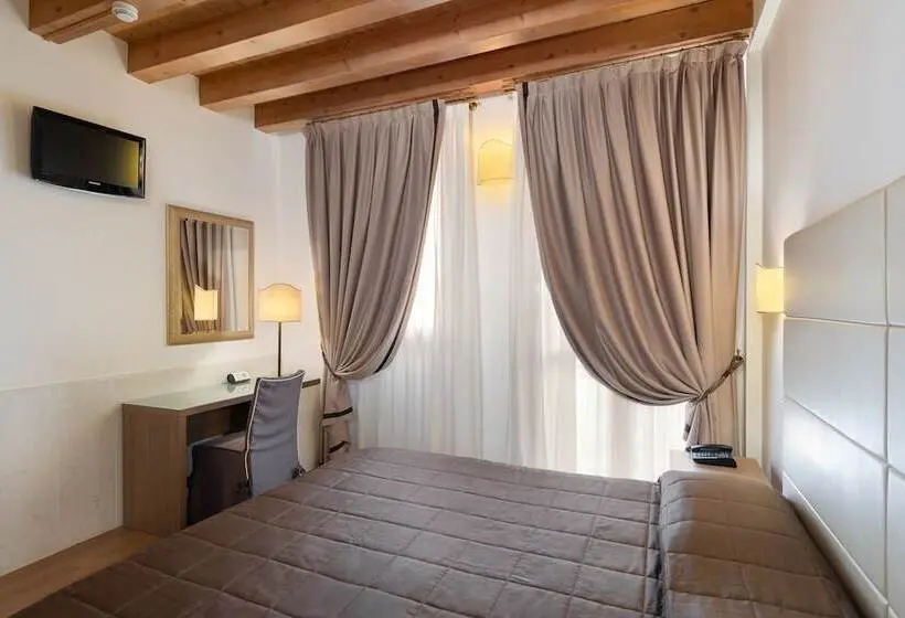 コンフォートルーム, Eco Unahotels Villa Costanza Venezia