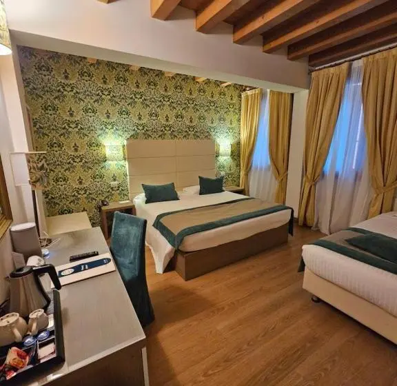 スタンダードトリプルルーム, Eco Unahotels Villa Costanza Venezia