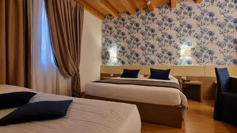 スタンダードトリプルルーム, Eco Unahotels Villa Costanza Venezia
