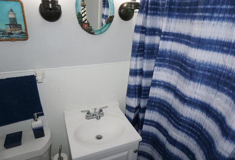 Номер Стандарт, Charlevoix House The Northside