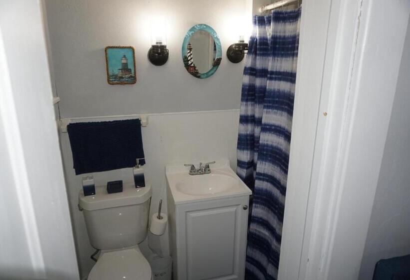 Номер Стандарт, Charlevoix House The Northside