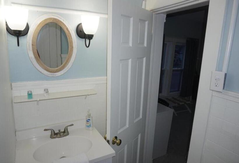 Номер Стандарт, Charlevoix House The Northside