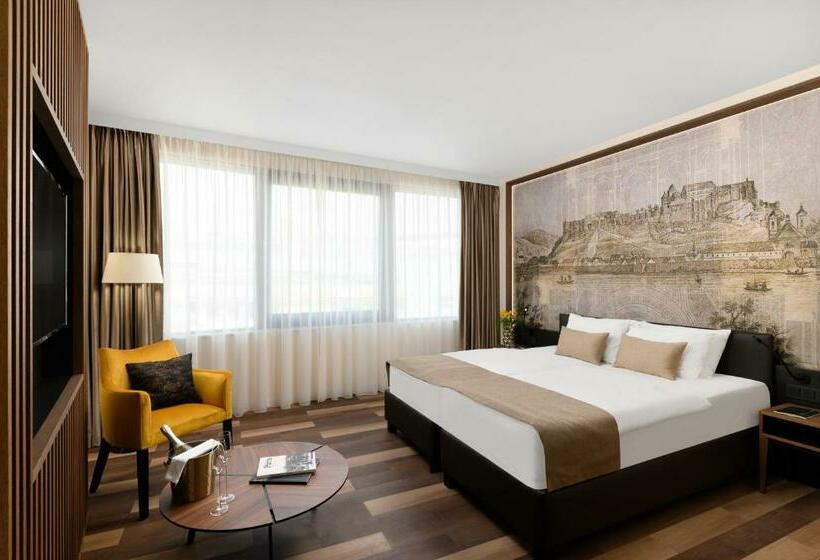 Номер Superior, Grand Hotel Esztergom