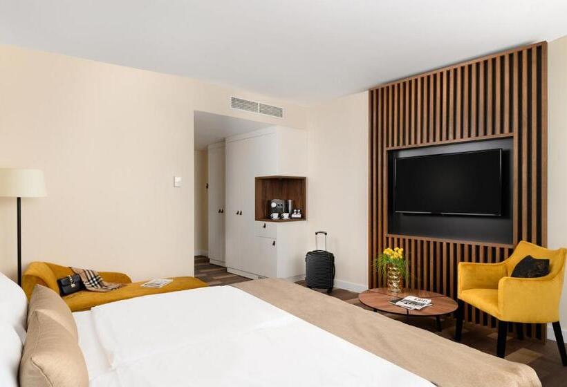 غرفة سوبيريور, Grand Hotel Esztergom