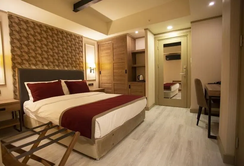 اتاق اکونومی, Beşiktaş Serenity