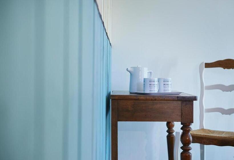 חדר סטנדרט עם טרסה, Cote Phare