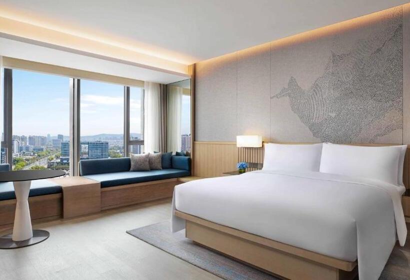 스탠다드 룸 킹사이즈 침대, Courtyard By Marriott Nanjing Jiangning
