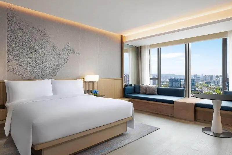 キングサイズベッドのスタンダードルーム, Courtyard By Marriott Nanjing Jiangning