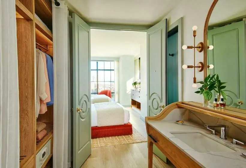 Standard Room Adapted for people with reduced mobility