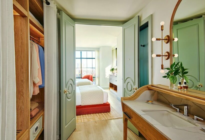 غرفة ديلوكس, Virgin Hotels New Orleans