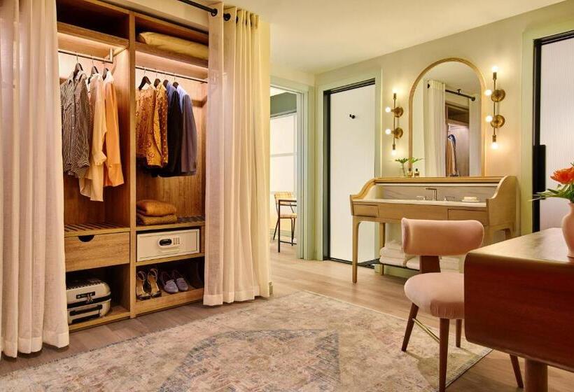 جناح مطل على المدينة, Virgin Hotels New Orleans