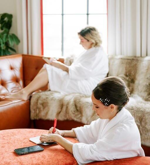 جناح مطل على المدينة, Virgin Hotels New Orleans