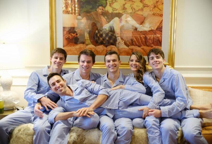 جناح مطلّ علي حمام السباحة, Virgin Hotels New Orleans