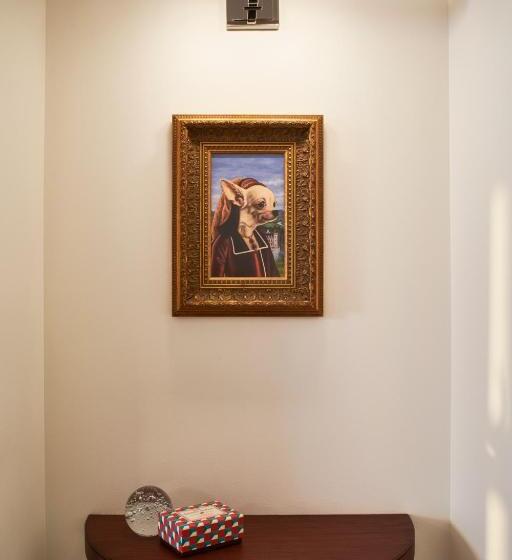 غرفة قياسية سرير كينج, Virgin Hotels New Orleans