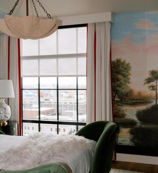 جناح مطل على المدينة, Virgin Hotels New Orleans