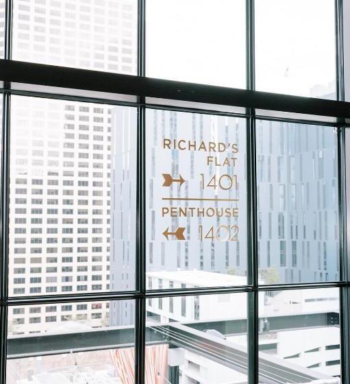 جناح مطل على المدينة, Virgin Hotels New Orleans
