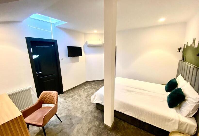 ベーシックルーム, Victoria Rooms