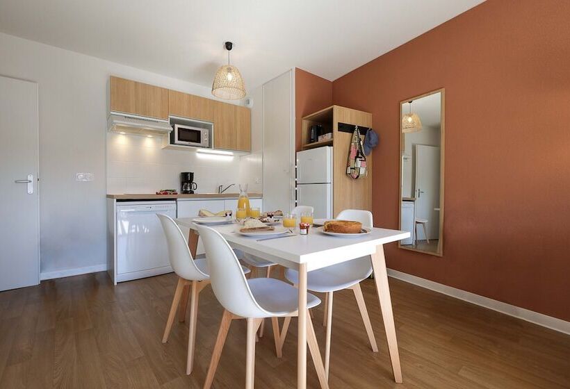 דירת חדר, Residence Nemea Le Domaine D Uhaina