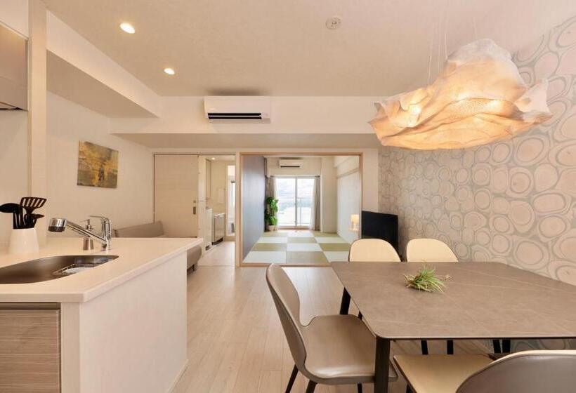 Quarto Estandar, Crystal Exe Nanki Shirahama 1