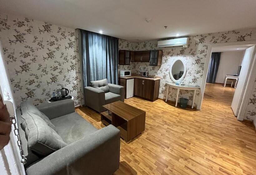 شقة غرفة واحدة, شدون للشقق المخدومة