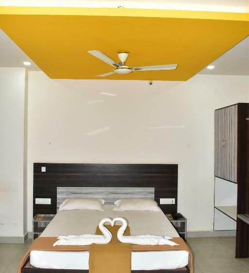 Quarto Deluxe, Dharwad Residency
