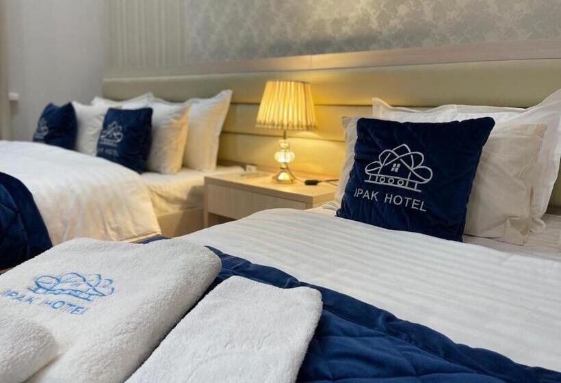 اتاق لوکس, Ipak