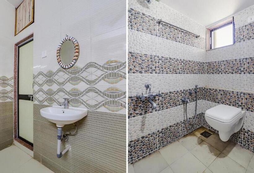 三人经典房间, Spot On 77070 Jainsite Bhavan