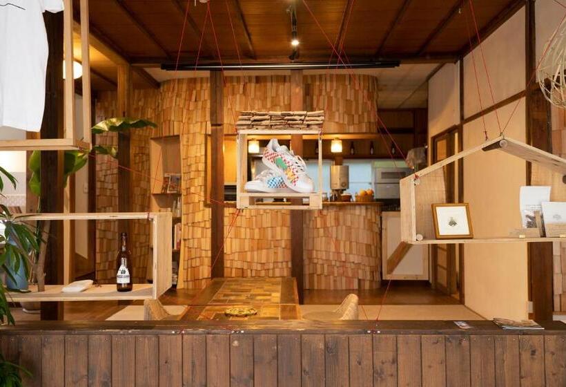 1间卧室的房子, ローカル×ローカル