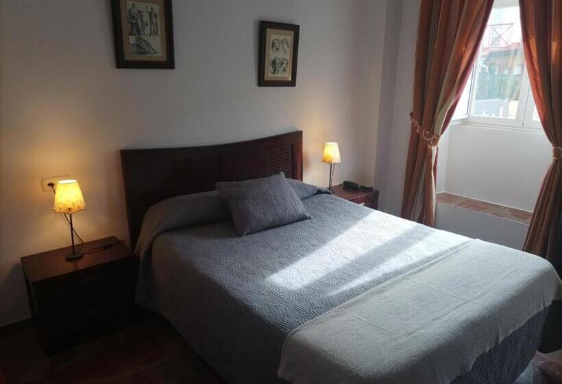 Номер Deluxe, Hostal San Cayetano
