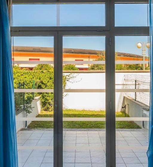 آپارتمان سوپریور 1 خوابه, Solidago Residence