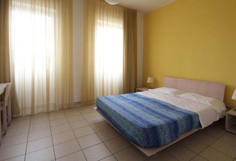 آپارتمان 1 خوابه, Solidago Residence