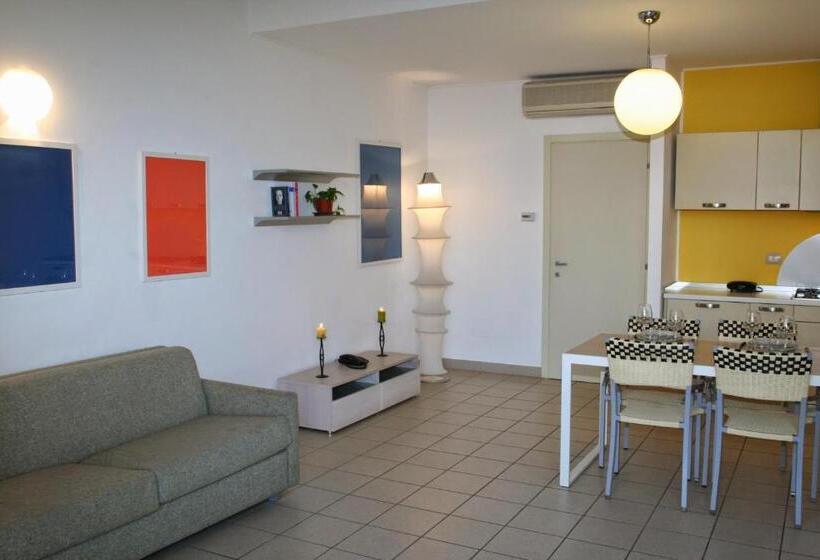 آپارتمان 1 خوابه, Solidago Residence