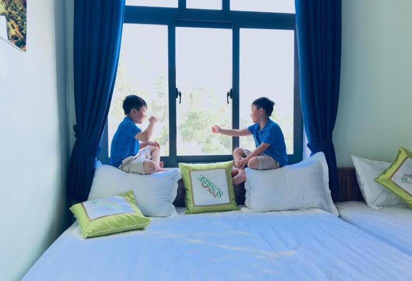 اتاق خانوادگی, Sunrise