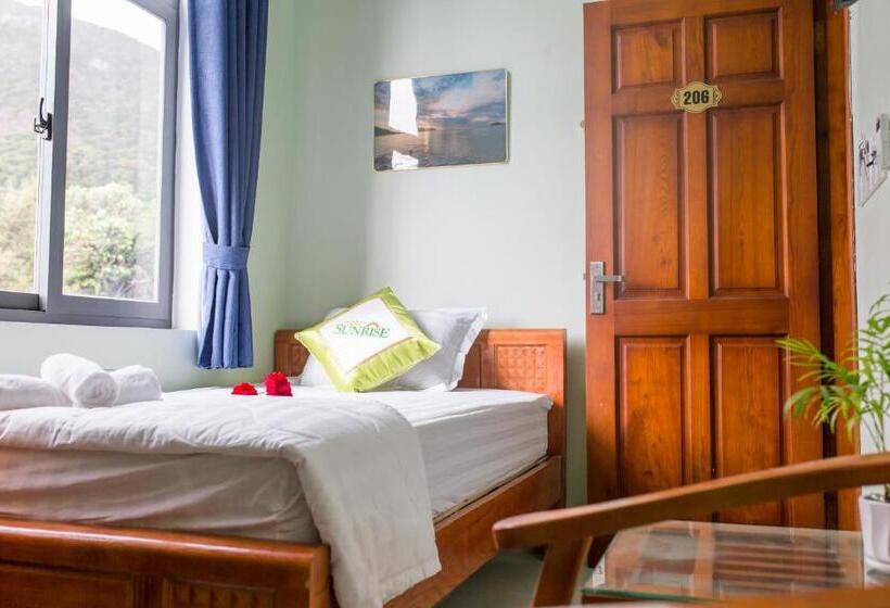 اتاق لوکس, Sunrise