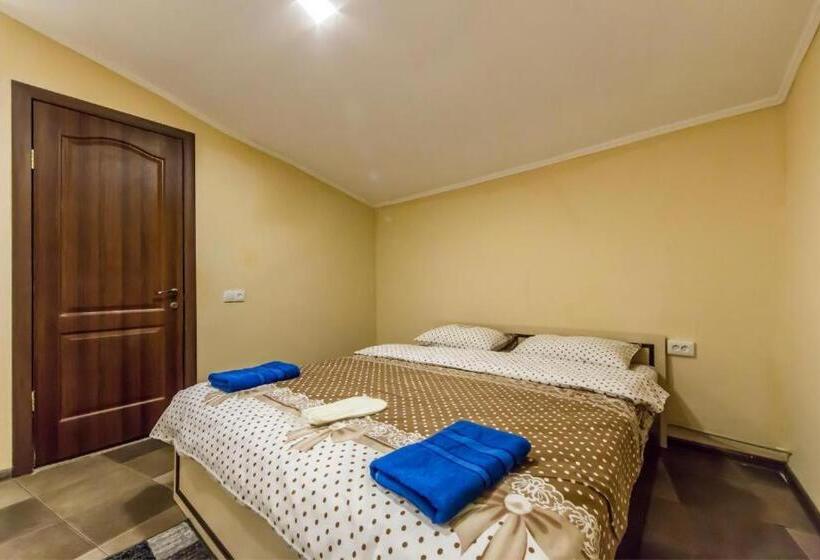 Standard Szoba, комфортный номер в уютном апарт отеле