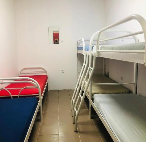 تختخواب در اتاق مشترک, хостел вокзал «автостанция киев»