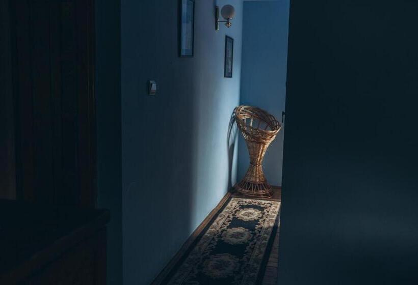 Chambre Deluxe, турянська долина