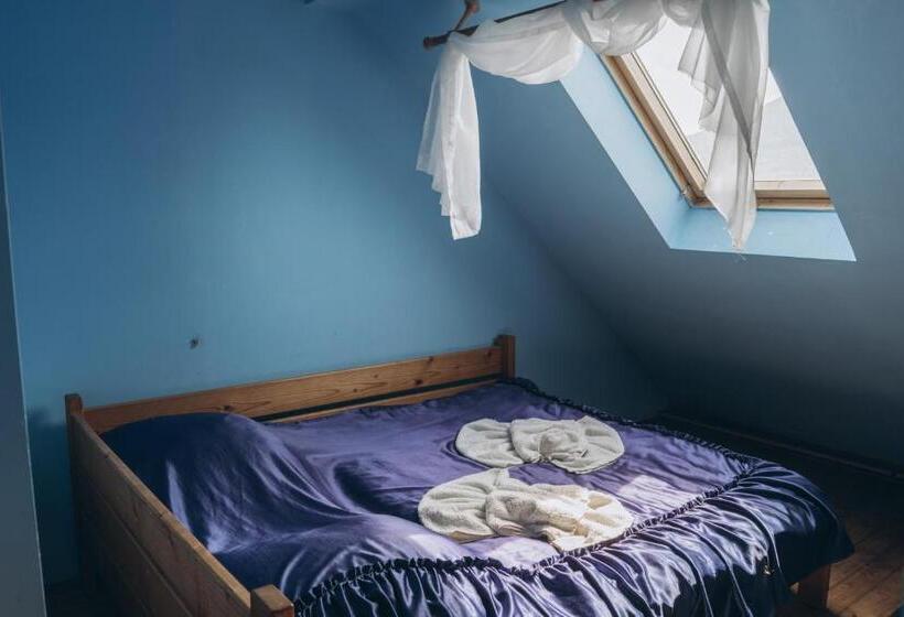 Chambre Deluxe, турянська долина