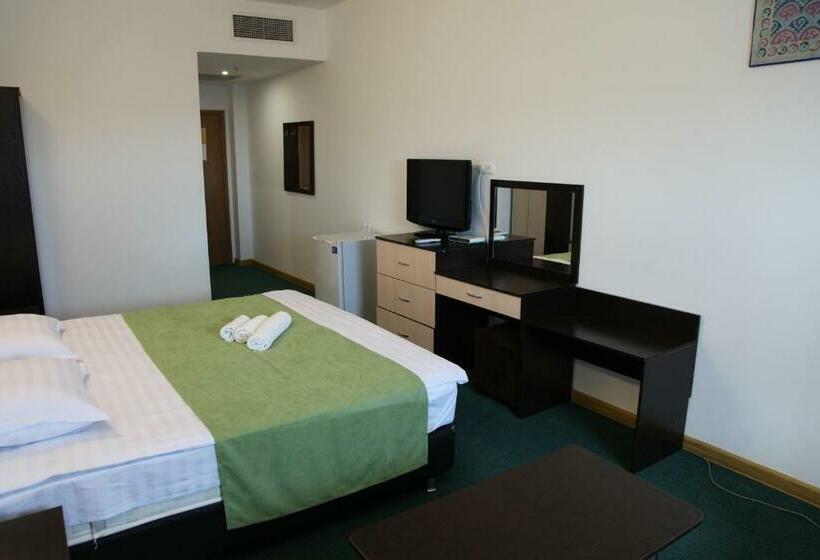 Quarto Deluxe, Port Inn