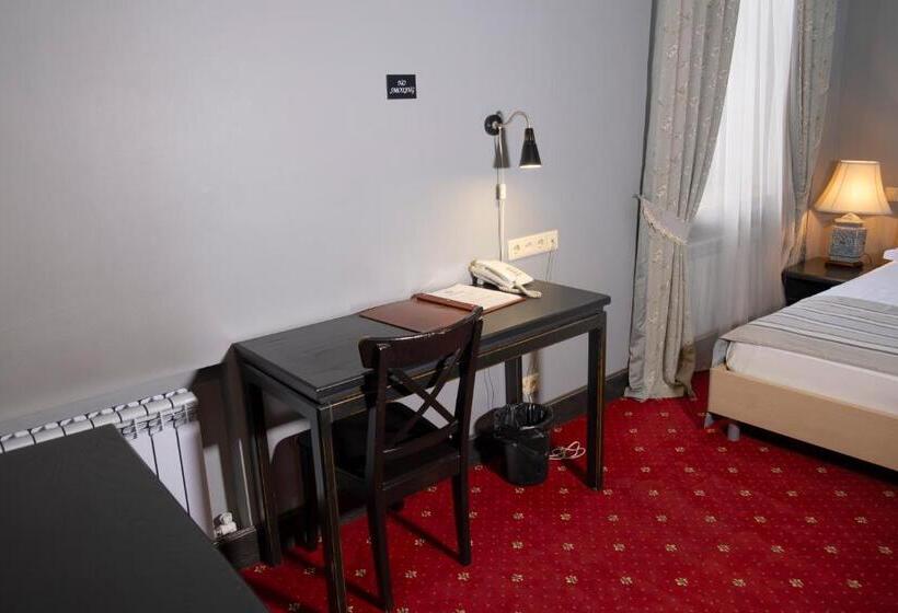 اتاق استاندارد یک نفره, Plaza