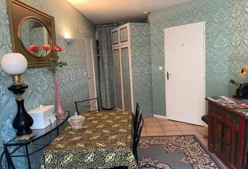 غرفة قياسية, Les Chambres De Rougemont