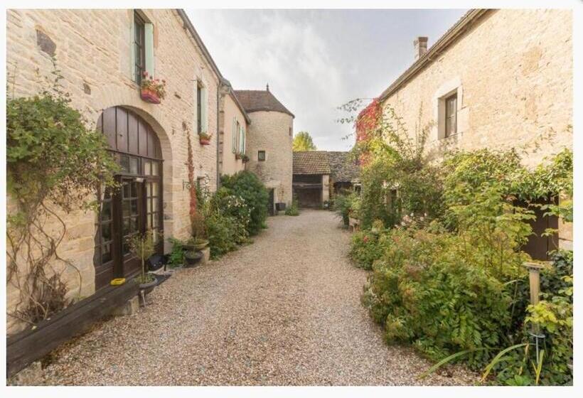 غرفة سوبيريور سرير كينج, Les Chambres De Rougemont