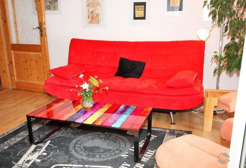 침실 2개 아파트, Hornihäusle