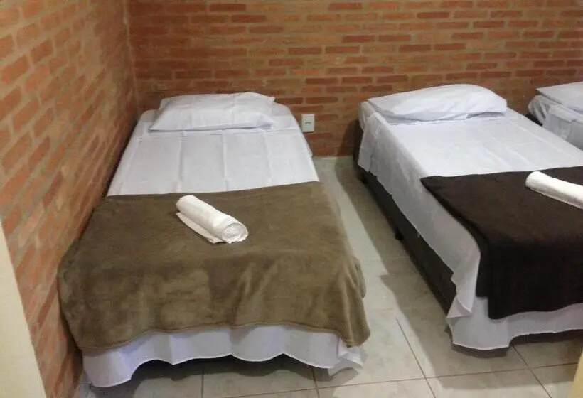 スタンダードトリプルルーム, Aconchego Do Guara , Próximo Ao Centro Médico, Boldrini, Unicamp, Laboratório Cnpen, Universidades E