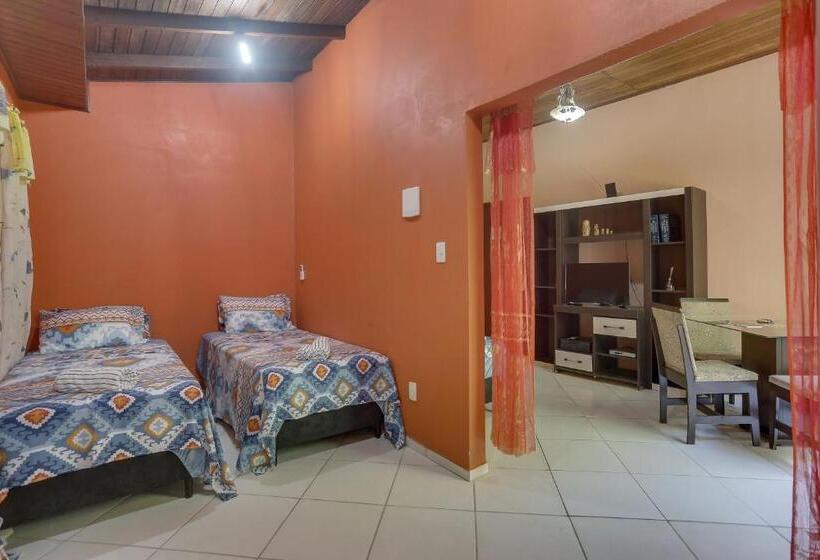 חדר סטנדרט נוף להרים, Mediterrâneo