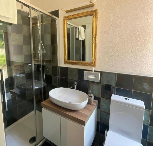 标准单人间, Arbostora Charme