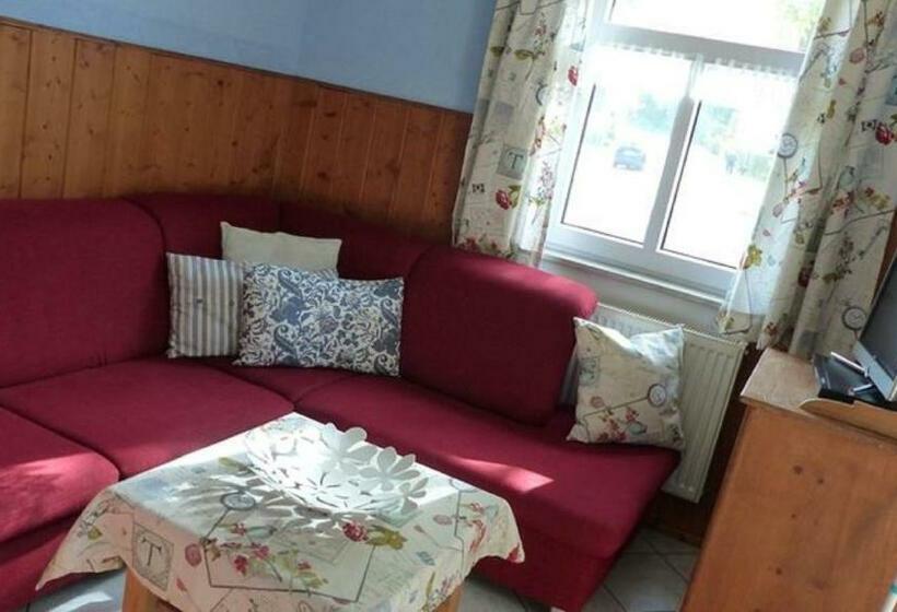 带1个卧室带花园景观的公寓, Ferienbauernhof Storchenhäusle