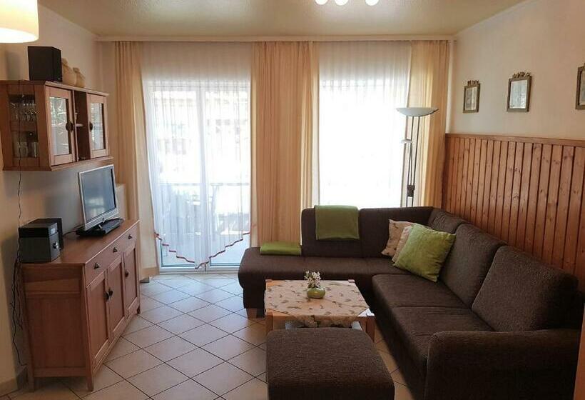 Апартаменты 1 Спальня с Террасой, Ferienbauernhof Storchenhäusle