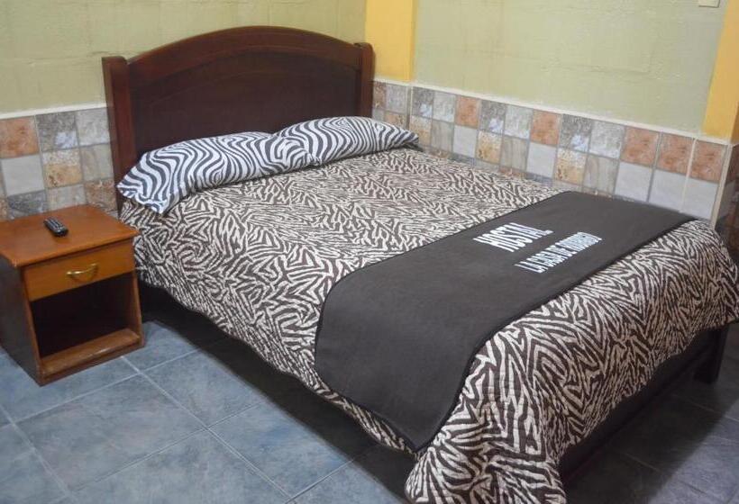 Номер Стандарт, Hostal La Casa De Rodrigo